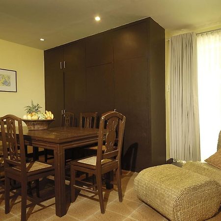 Boracay Sandcastles The Apartments Balabag  Room photo