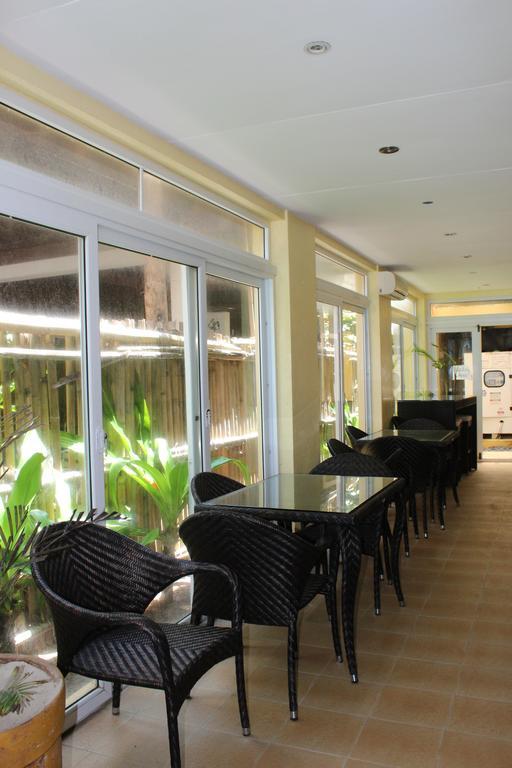 Boracay Sandcastles The Apartments Balabag  Exterior photo
