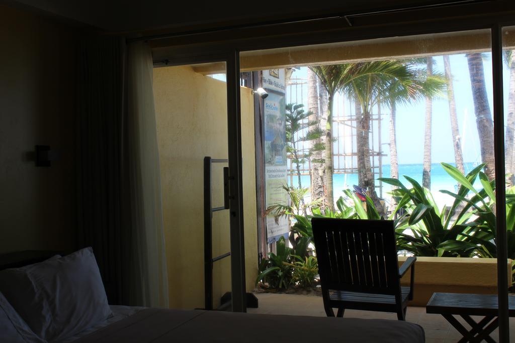 Boracay Sandcastles The Apartments Balabag  Exterior photo