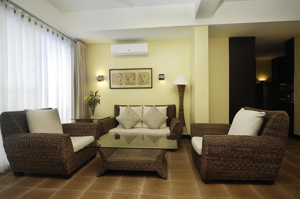 Boracay Sandcastles The Apartments Balabag  Room photo